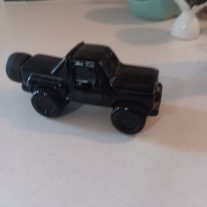 !Vtg AVON Glass JEEP SUV 3 fl oz RUGGER After Shave Bottle 1/2 Full